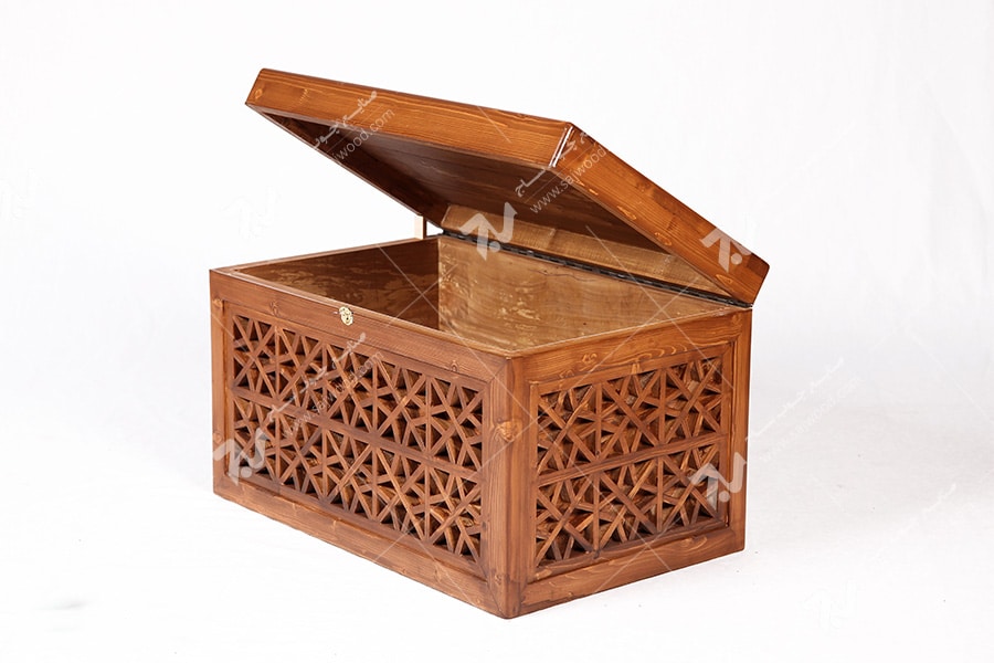 صندوق ( صندوقچه ) قدیمی چوبی سنتی مشبک گره چینی - آذین کد ۶۱۱
