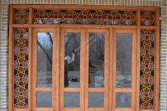 درب و پنجره سنتی چوبی شیشه رنگی ارسی گره چینی دستساز پروژه طرقبه خراسان