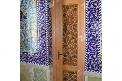 درب سنتی تمام چوب گردو و راش با هنر گره چینی مسجد حضرت فاطمه(س)- نخجوان - جمهوری آذربایجان