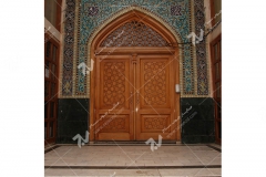 (2) درب سنتی چوبی گره چینی مسجد وحسینیه حضرت موسی بن جعفر(ع) (منتظریه) هاشمیه - مشهد مقدس