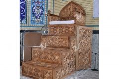 (3)منبر چوبی گره چینی مسجد ابا عبدالله حسین - خیابان خرمشهر- مشهد مقدس