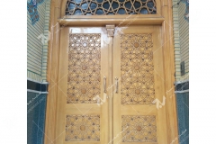 (3) درب چوبی گره چینی مشبک با چوب راش و گردو مسجد وحسینیه امام رضا (ع) عنصری - مشهد مقدس