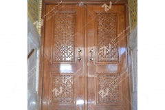 (2) درب چوبی سنتی گره چینی مشبک مسجد و مجتمع فرهنگی حضرت علی اصغر (ع) دانش- مشهد مقدس