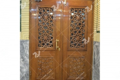 (5) درب چوبی گره چینی مشبک شیشه ای مسجد و مجتمع فرهنگی حضرت علی اصغر (ع) دانش- مشهد مقدس