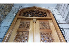 درب چوبی ورودی مسجد امام سجاد خیابان طبرسی مشهد