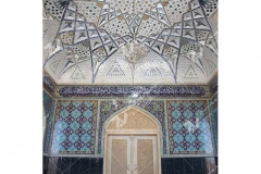 (11) درب چوبی گره چینی سنتی و آیینه کاری مسجد دانشگاه آزاد قوچان
