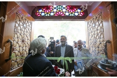 (11)درب گره چینی چوبی مراسم افتتاحیه حسینیه جان نثاران پنج باب الحوائج -17شهریور با حضور شهردار مشهد مقدس