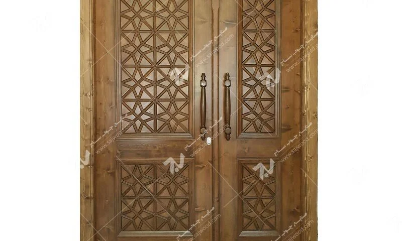 درب چوبی سنتی گره چینی ورودی ساختمان،مسجد توپر طرح مربع ترنج کد M4