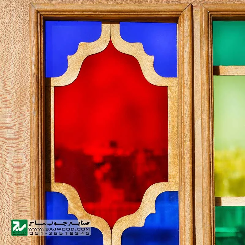 پنجره سنتی ارسی و قواره بری چوبی با شیشه های رنگی صنایع چوب ساج مدل W204
